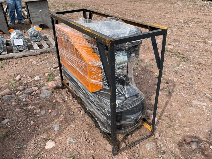 #5418-•-2026-landhonor-lhr-gac40j-40-gallon-2-stage-air-compressor-image-5