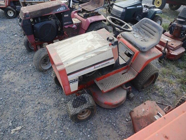 allis-chalmers-808-gt-lawn-&-garden-tractor-image-4