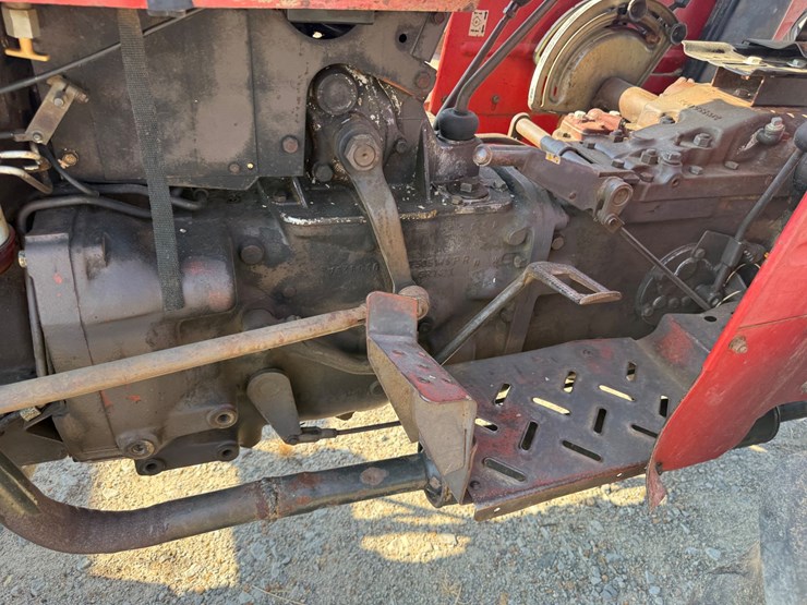 massey-ferguson-231-image-33