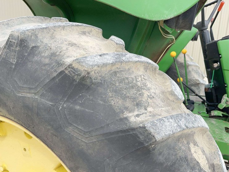 john-deere-2840-image-36