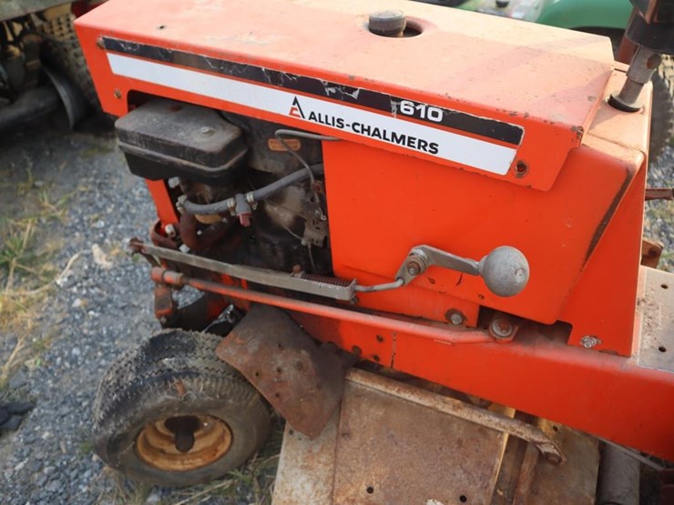 allis-chalmers-610-lawn-&-garden-tractor-image-18