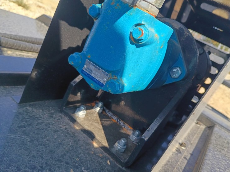 #26908-•-agt-brushcutter-skid-steer-attachment-image-10
