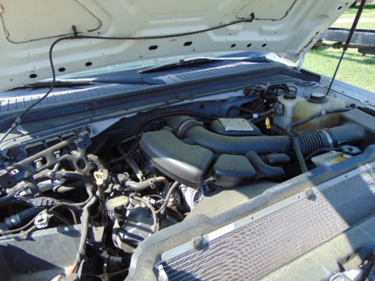 2008-ford-f250-xl-image-8