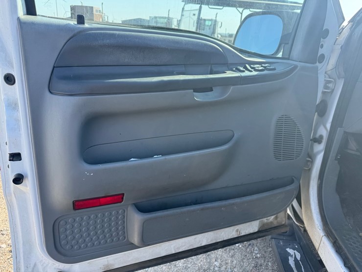 2003-ford-f250-image-42