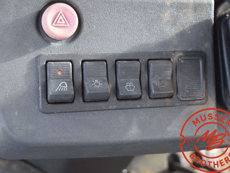 1991-john-deere-4755-image-35
