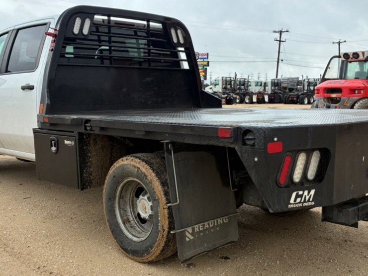 2024-chevrolet-silverado-3500hd-image-6