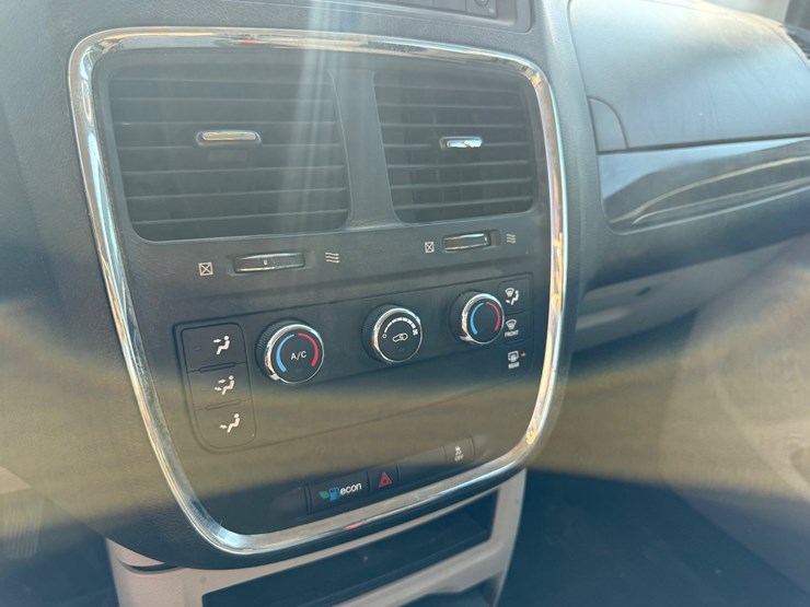 2014-ram-c/v-image-23