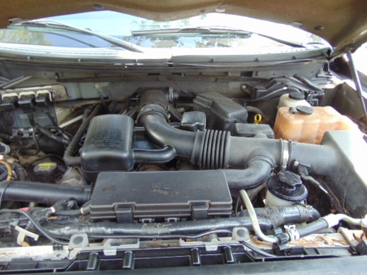 2010-ford-f150-xlt-image-10
