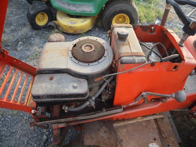 allis-chalmers-610-lawn-&-garden-tractor-image-20