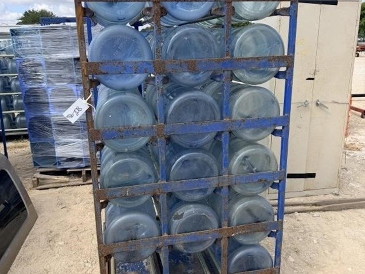 l3---water-jug-storage-shelf/storage-racks-image-2
