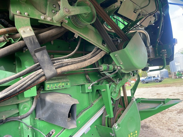 john-deere-s670-image-19
