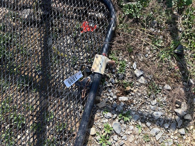 gate-image-3