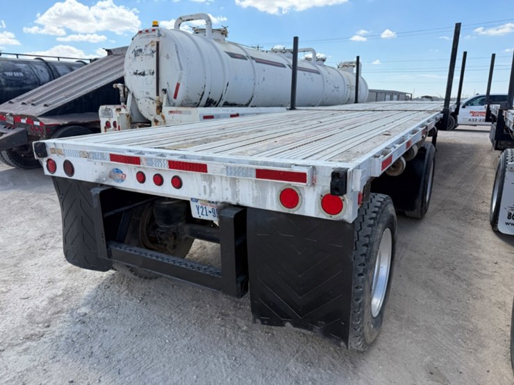 2007-utility-48x102-image-3