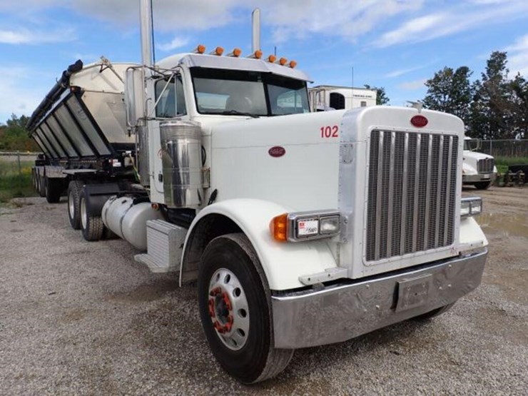 2004-peterbilt-379-image-11