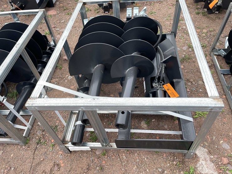 #5139-•-2026-jct-skid-steer-hydraulic-auger-drive-and-(3)-bits-image-2