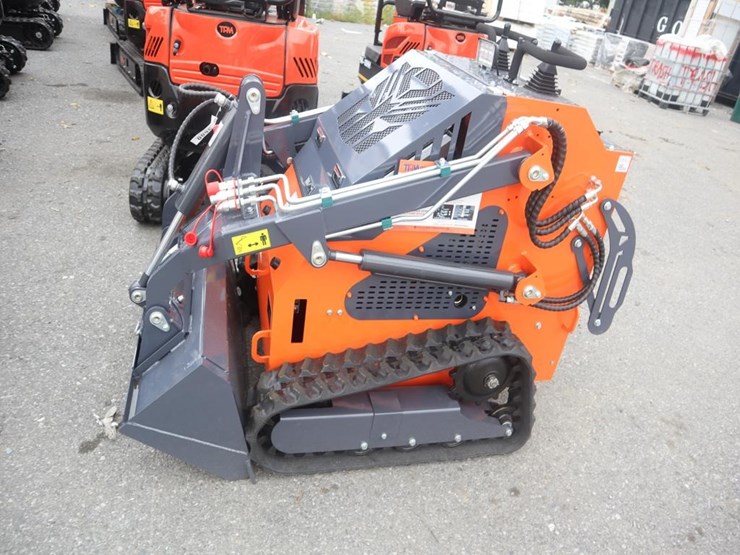 tpm-t460-pro-stand-on-skid-steer-loader-image-4