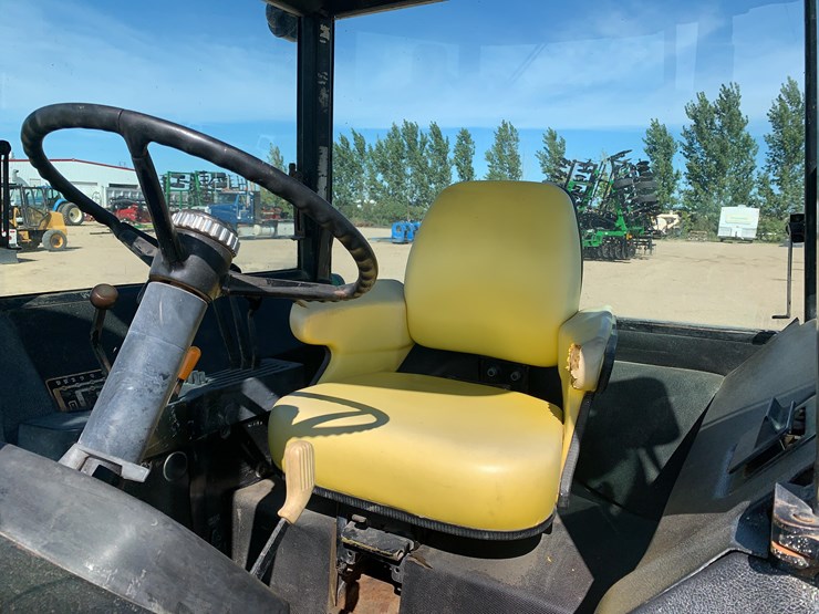 john-deere-4630-image-25