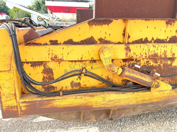 holcomb-pull-type-ejector-scraper-image-18