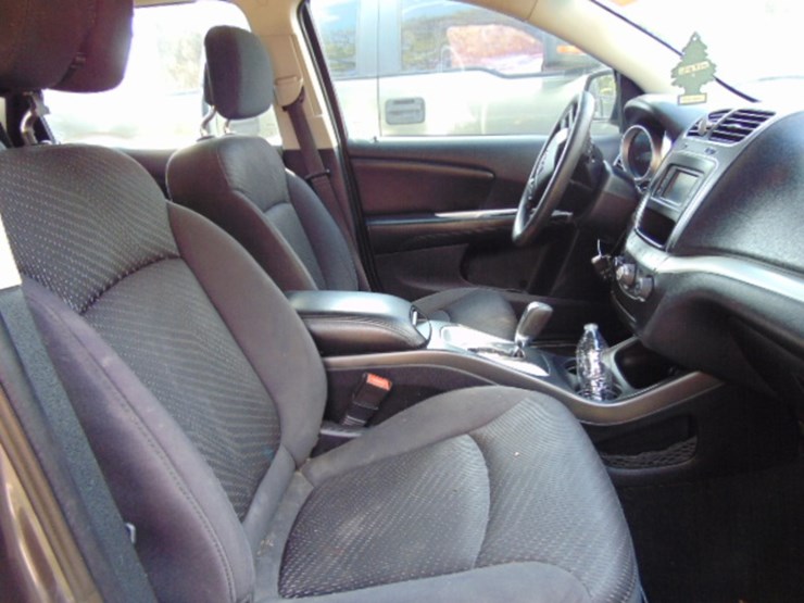2004-dodge-journey-image-6