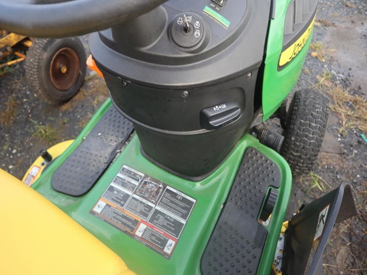 john-deere-d140-image-18