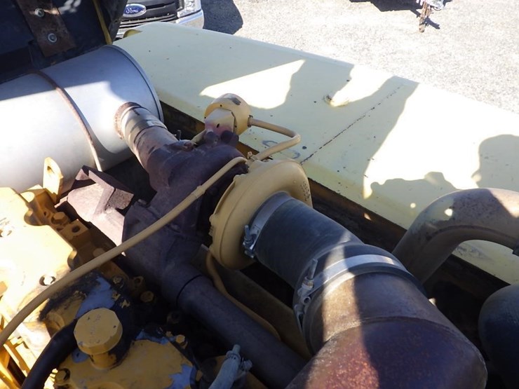 deere-330c-lc-image-37