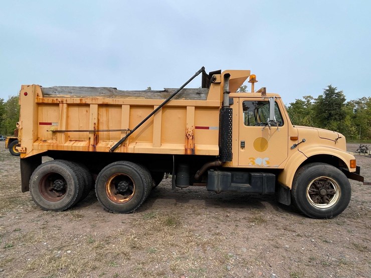 international-4900-image-4