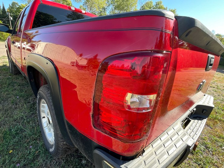 2010-chevrolet-1500-image-45