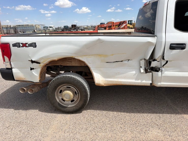 2019-ford-f350-image-4