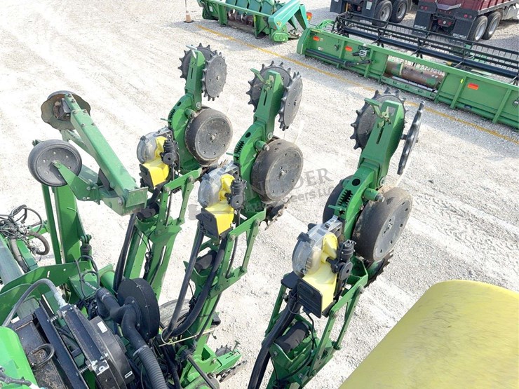 john-deere-1790-image-52