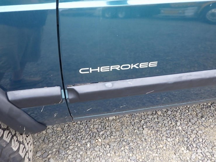 1998-jeep-cherokee-image-13