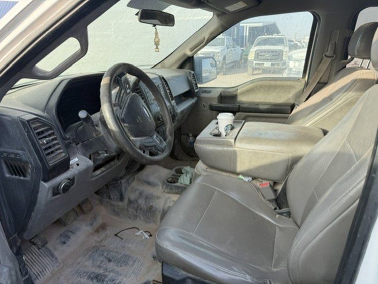 2017-ford-f150-image-3