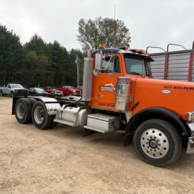 1988 PETERBILT 379