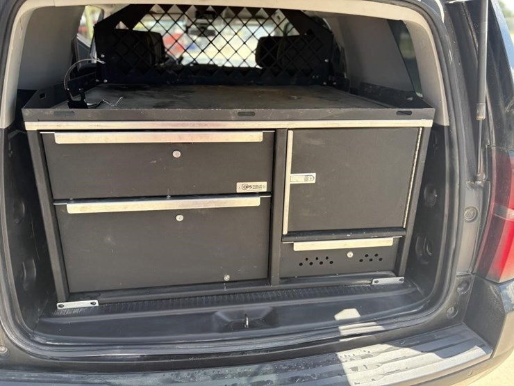 2019-chevrolet-tahoe-image-21
