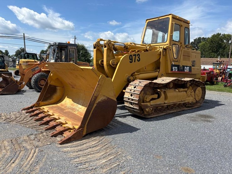 caterpillar-973-image-3