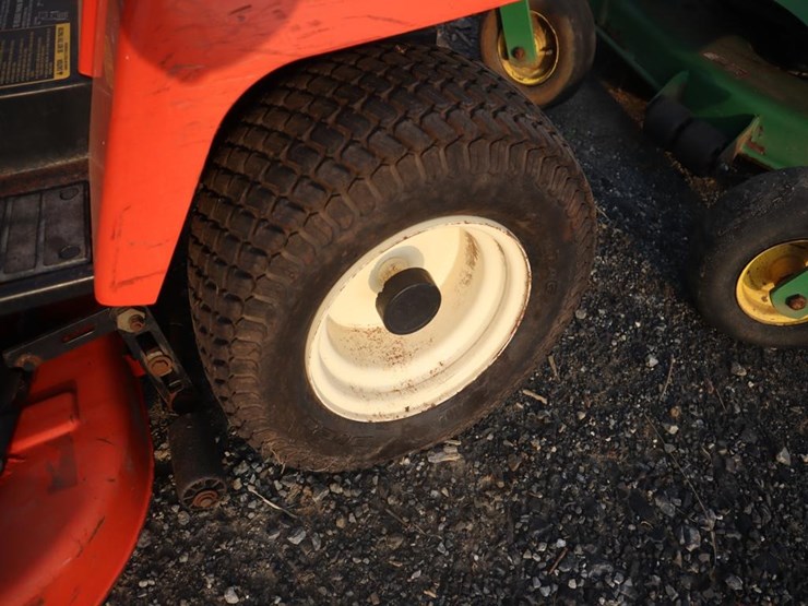 simplicity-lawn-tractor-image-12