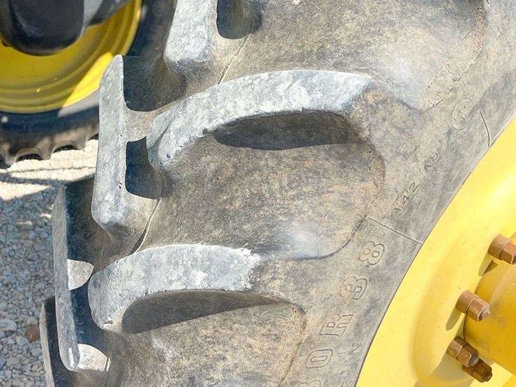 2010-john-deere-4630-image-60