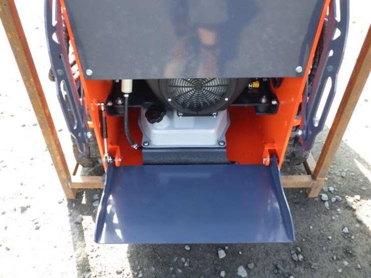 2026-tpm-t460-skid-steer-tracked-loader-image-10