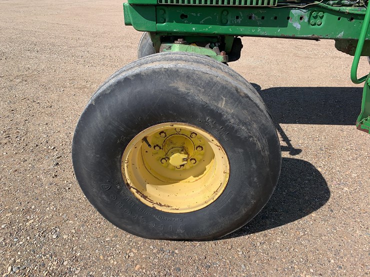 john-deere-4630-image-12