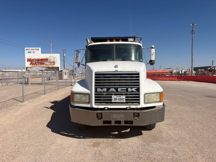1994-mack-ch613-image-2