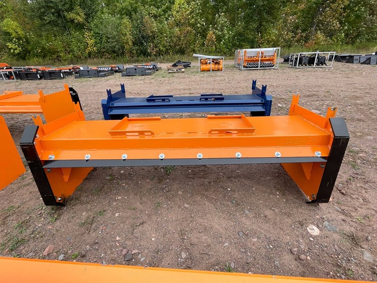 #5117-•-8'-snow-pusher-with-steel-blades-v2023-image-4