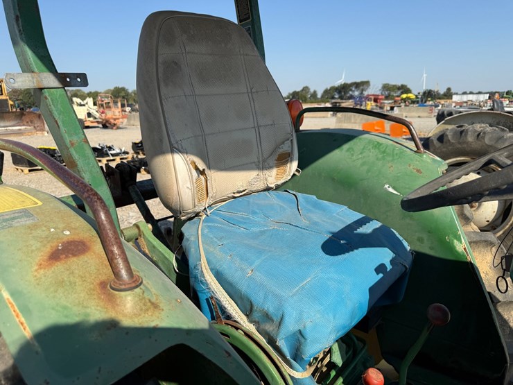 john-deere-1050-image-24