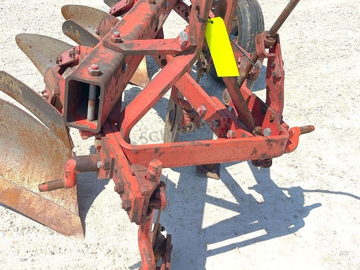 massey-ferguson-3-image-9