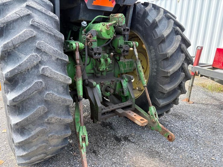 john-deere-4560-image-15