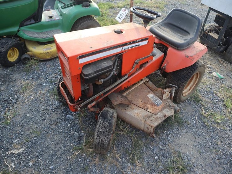 allis-chalmers-610-lawn-&-garden-tractor-image-4