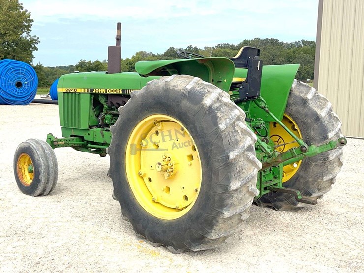 john-deere-2840-image-6
