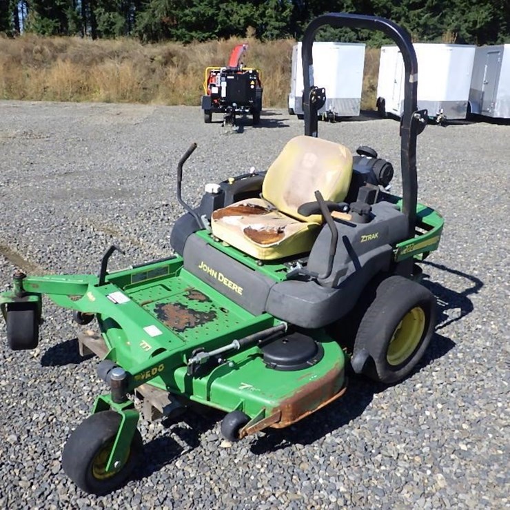 JOHN DEERE 777