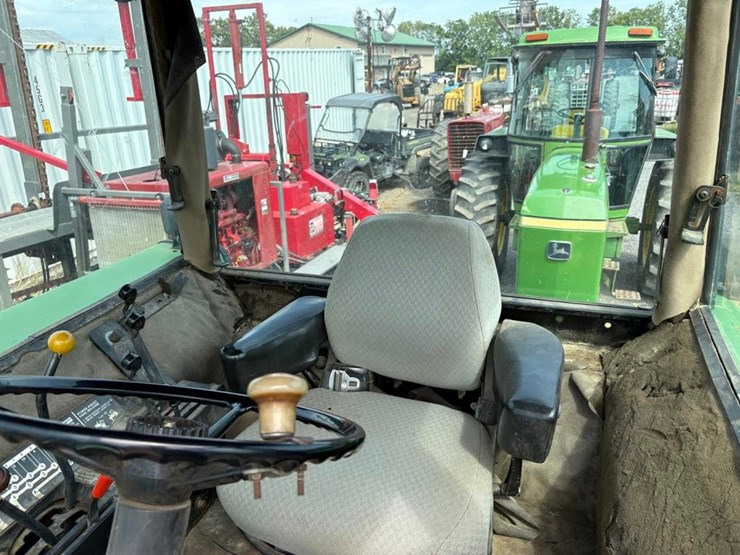 john-deere-4560-image-18