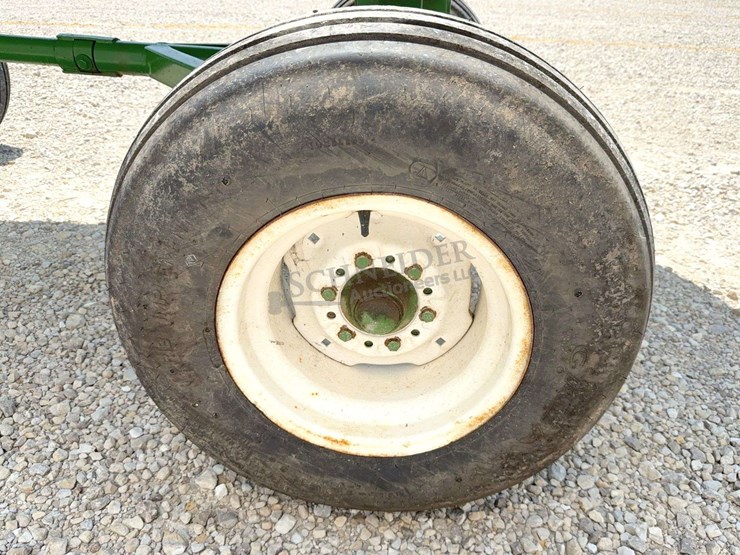 1,000-gallon-anhydrous-wagon-image-23