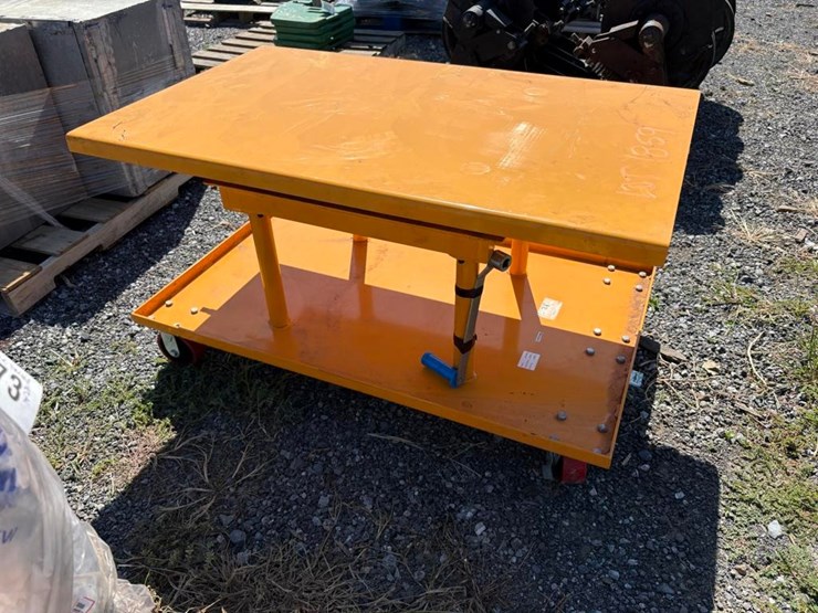 manual-lift-table-image-1