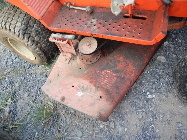 allis-chalmers-808gt-lawn-&-garden-tractor-image-14